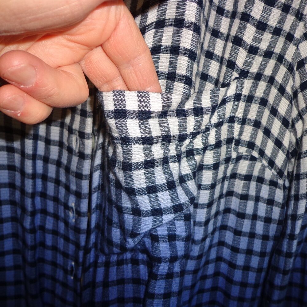Free People Cropped Button Down Shirt M Checked Blues/White Long Sleeves Pocket - Picture 7 of 15